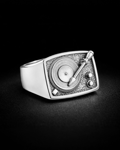 The Turntable Ring