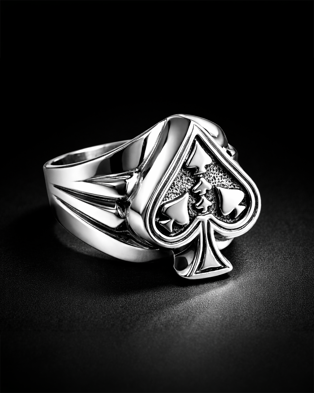 The Spade Ring